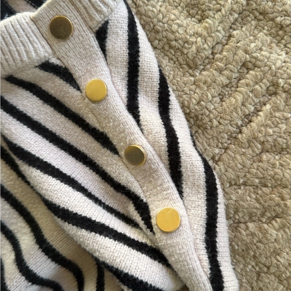 Magaschoni Black and Cream Striped Sweater - Picture 2 of 3